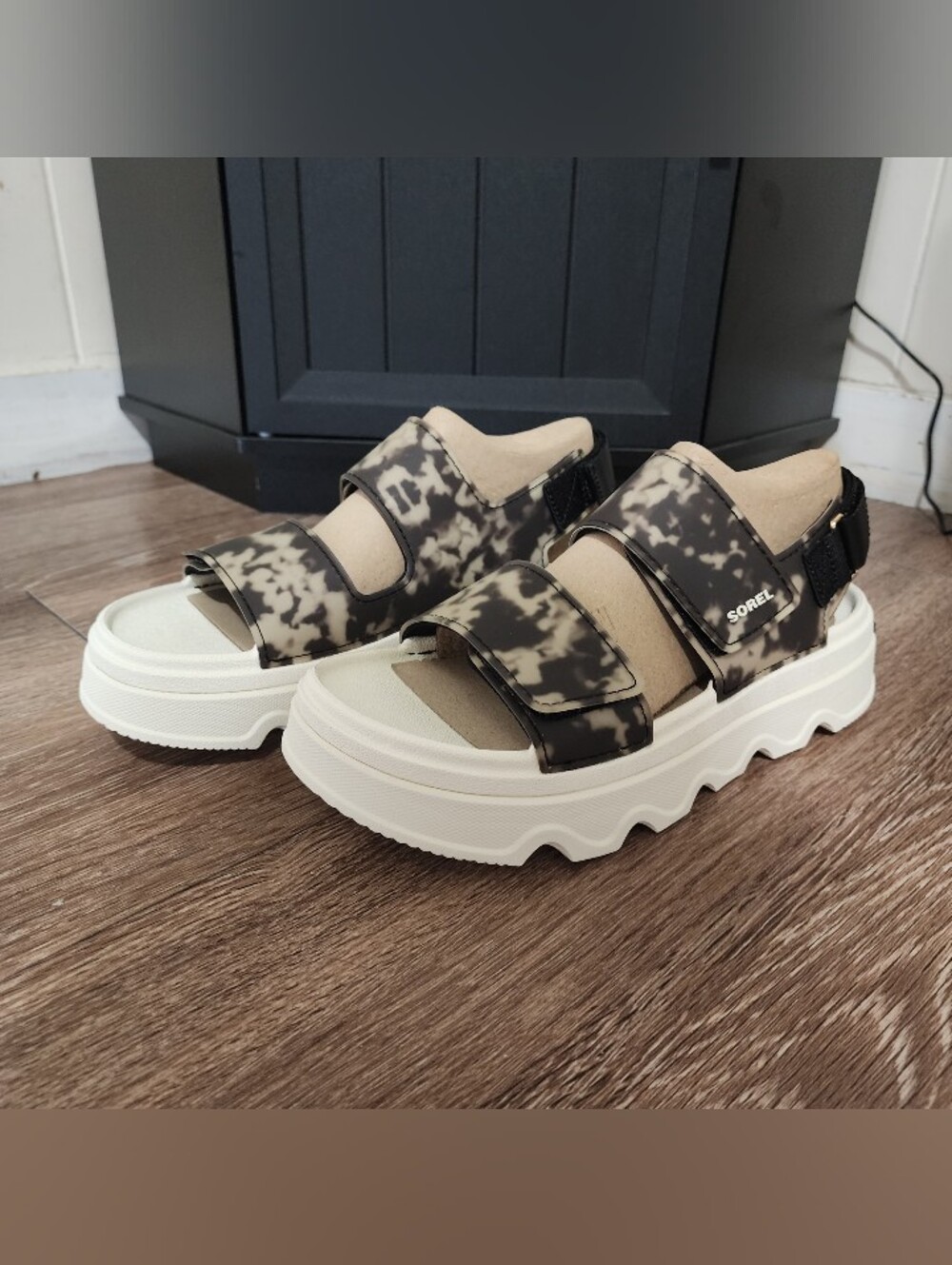NEW Sorel Kinetic Sunchase Platform Sandals New Without Box